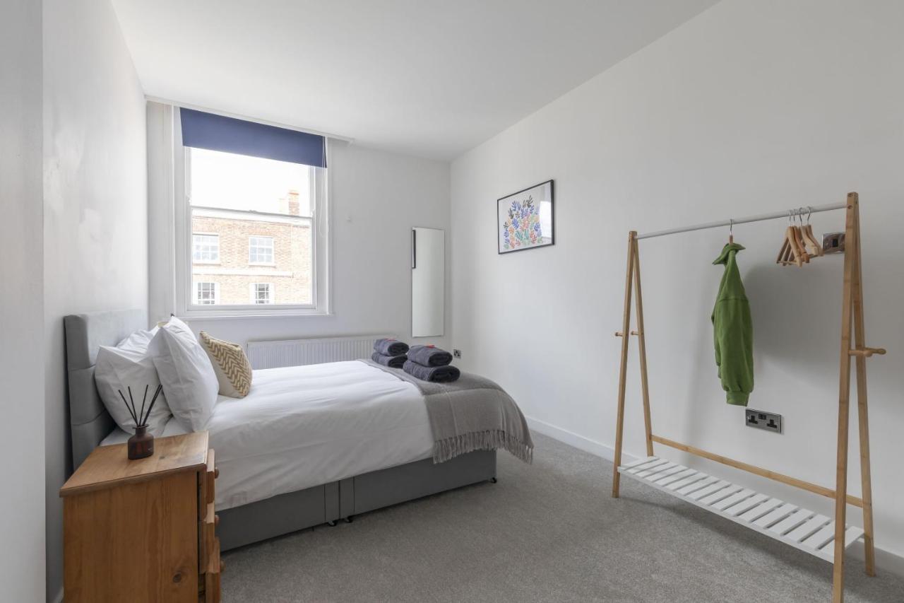 Beautifully Presented Newly Renovated City-Centre Apartment In Cheltenham Zewnętrze zdjęcie