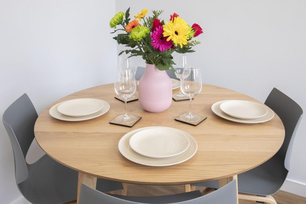 Beautifully Presented Newly Renovated City-Centre Apartment In Cheltenham Zewnętrze zdjęcie